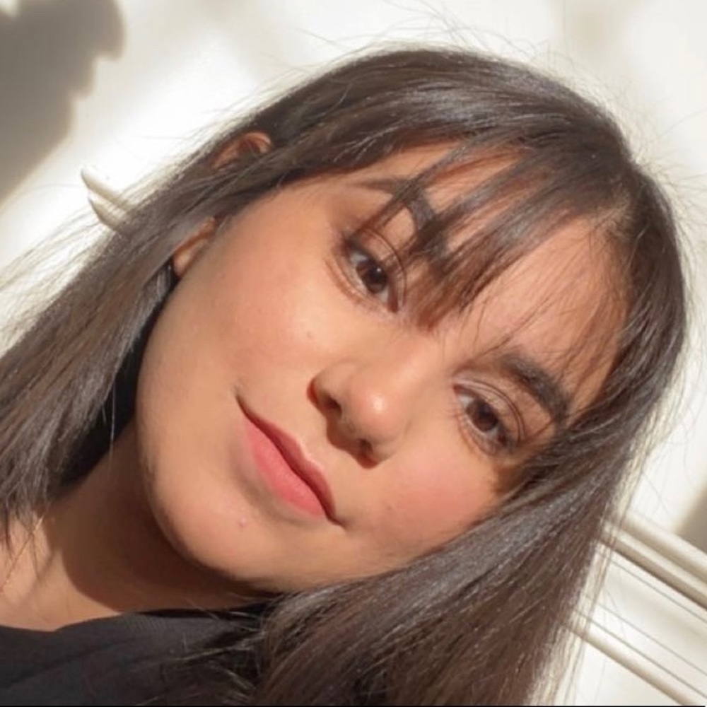 Meet your Posher, Nina